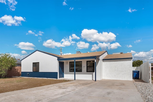 321 S 23rd Ave, Yuma, AZ 85364 - ranch-style house featuring fence, stucco siding, and driveway