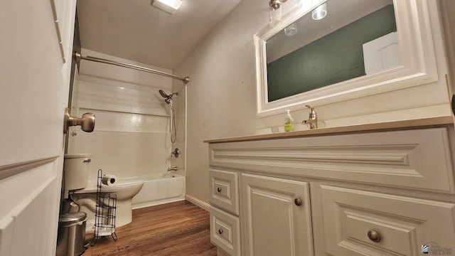 1350 S 6th Ave, Yuma, AZ 85364 - full bathroom featuring vanity, washtub / shower combination, and wood finished floors