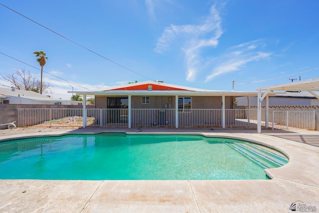 1148 W 33rd St, Yuma, AZ 85365 - view of swimming pool featuring fence and a patio