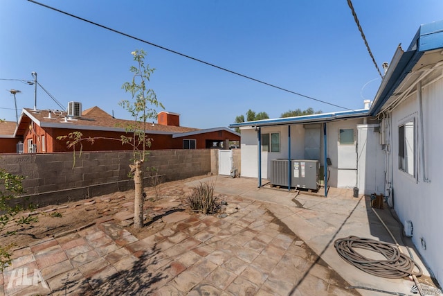 3186 S Elm St, Yuma, AZ 85364 - fenced backyard featuring a patio area