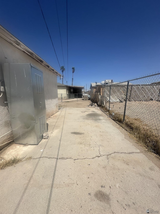 10201/2 S 9th Ave, Yuma, AZ 85364 - view of concrete alley