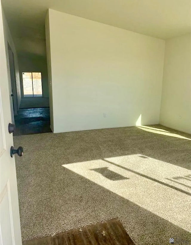 7903 E 46th Ln, Yuma, AZ 85365 - view of carpeted empty room