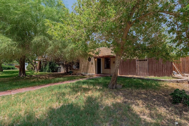 585 S 7th Ave, Yuma, AZ 85364 - photo 1