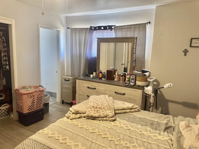 2681 S Walnut Ave, Yuma, AZ 85364 - bedroom featuring wood finished floors