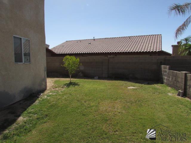 10646 S Via Salida, Yuma, AZ 85367 - view of yard