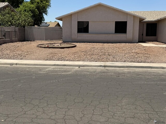 1276 S Pagent Ave, Yuma, AZ 85364 - photo 1