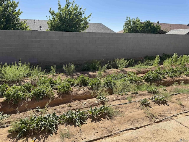 1276 S Pagent Ave, Yuma, AZ 85364 - view of fenced backyard