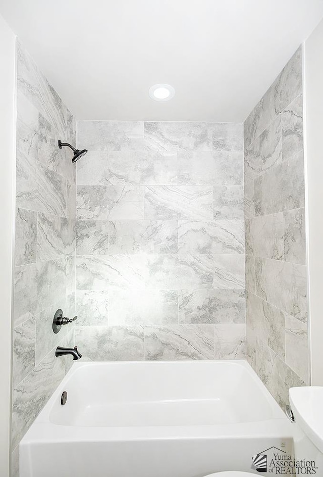 12546 E 51st Pl, Yuma, AZ 85367 - bathroom with toilet and shower / tub combination