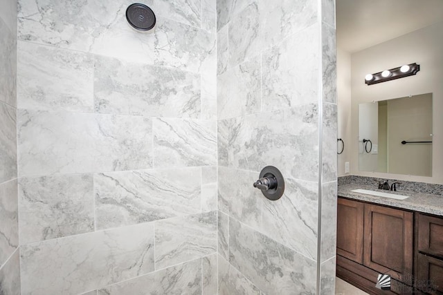 12546 E 51st Pl, Yuma, AZ 85367 - full bath featuring tiled shower and vanity