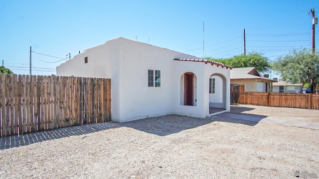 view of front of house