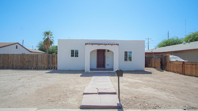 view of front of house