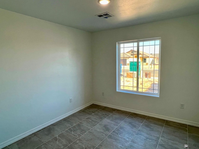 29861 E Vista Ridge Blvd, Wellton, AZ 85356 - spare room with baseboards and visible vents