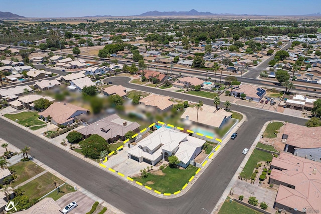 2864 W 12th Ln, Yuma, AZ 85364 - aerial view of property and surrounding area with property boundaries highlighted and nearby suburban area