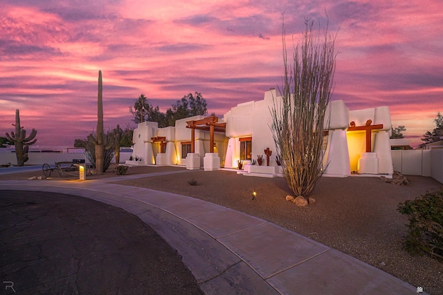1009 S Tamarack Ave, Yuma, AZ 85364 - southwest-style home featuring fence and stucco siding
