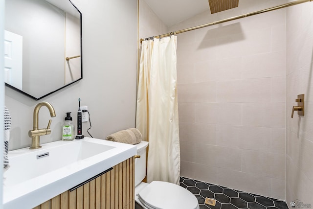 1645 W El Paseo Real, Yuma, AZ 85364 - bathroom with a tile shower and vanity