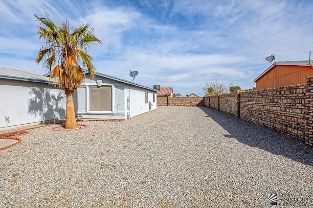 12614 E 45th Dr, Yuma, AZ 85367 - view of yard featuring a fenced backyard