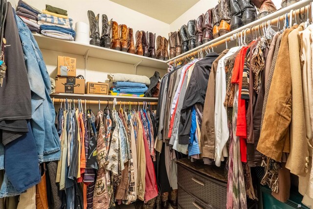14530 E 55th St, Yuma, AZ 85367 - view of spacious closet