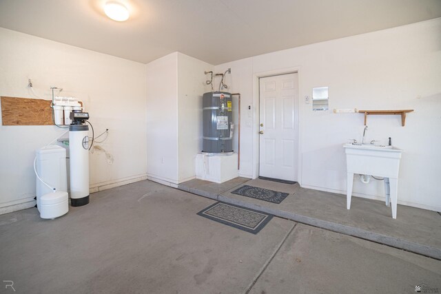 13779 E 54th Dr, Yuma, AZ 85367 - garage featuring strapped water heater