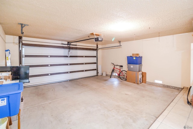 12402 E Via Estrella, Yuma, AZ 85367 - garage featuring a garage door opener