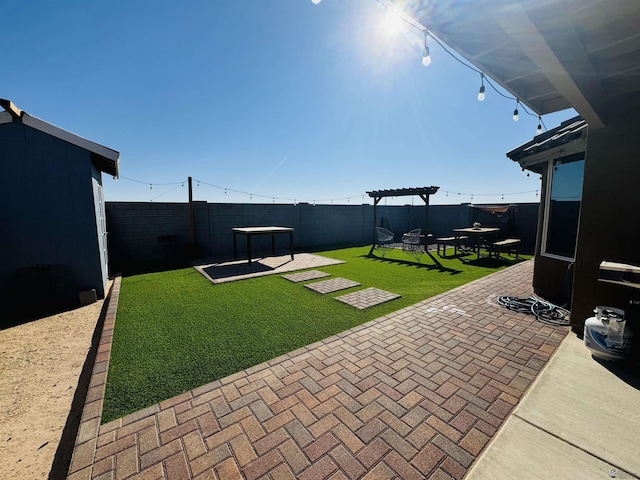 view of yard with a patio