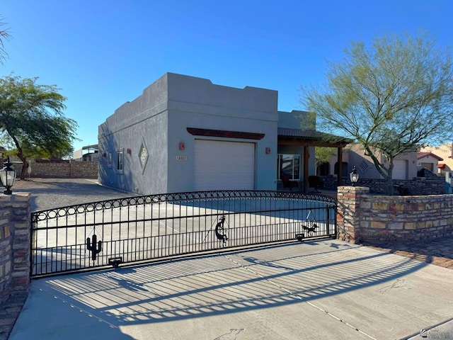 view of front facade with a garage