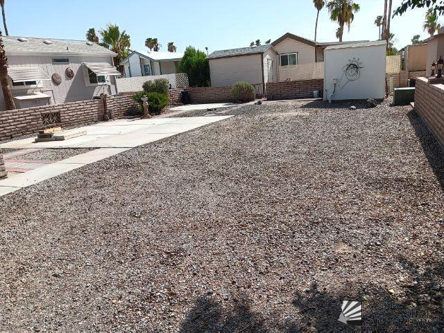 Listing photo 2 for 5707 E 32nd St # 1136, Yuma AZ 85365