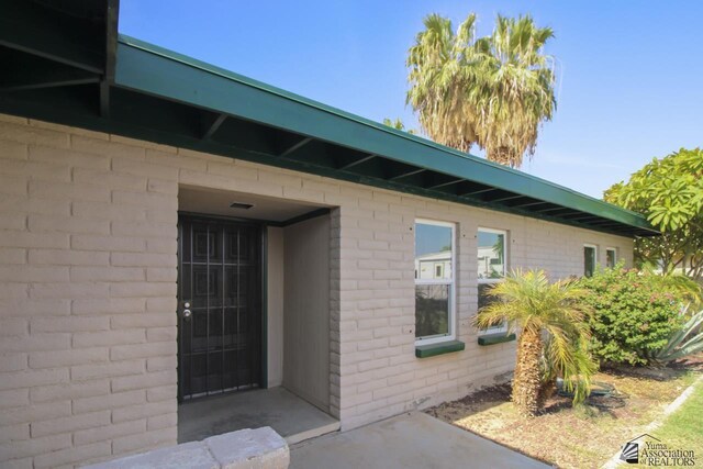 view of property entrance