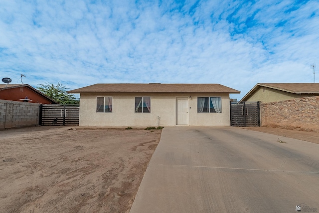 view of front of home