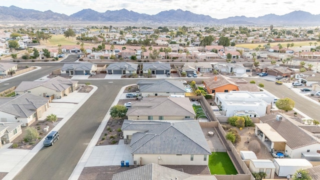 bird's eye view with a mountain view