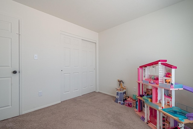 game room featuring carpet flooring