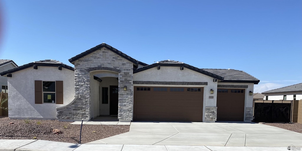 view of front of home featuring a garage