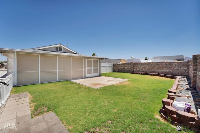 view of yard with a patio