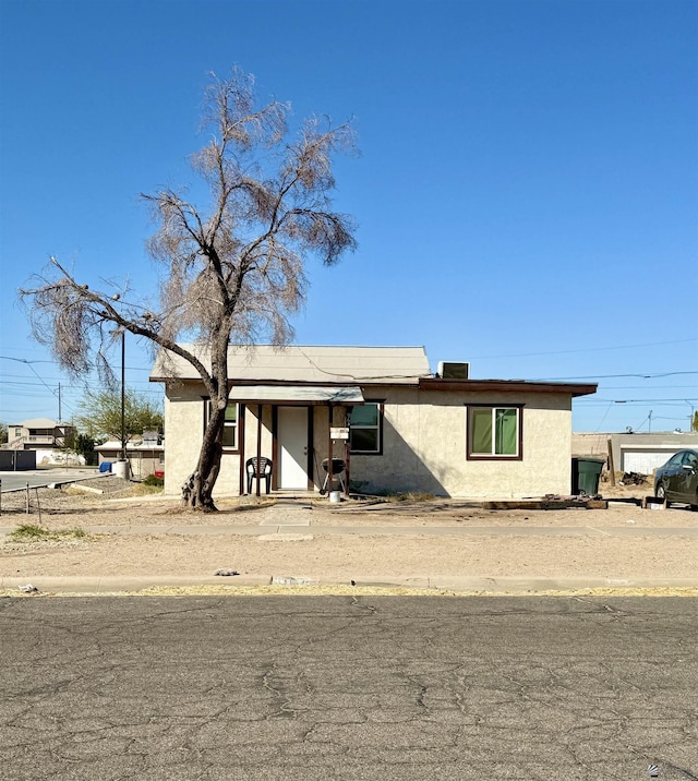 view of front of property with stucco siding