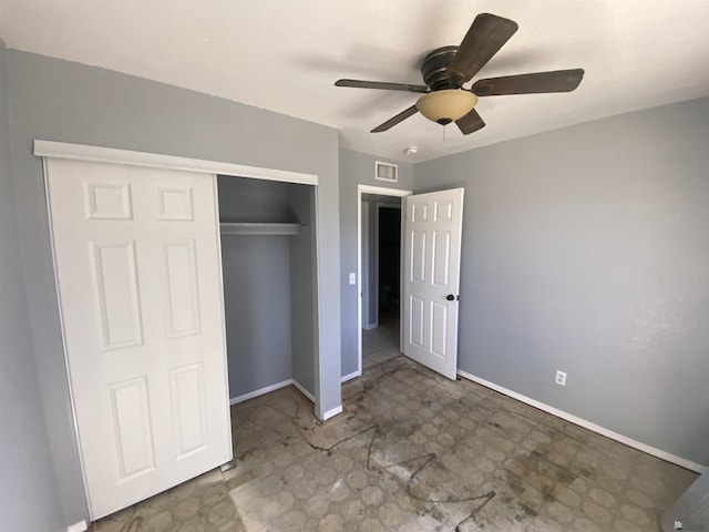 unfurnished bedroom featuring a closet and ceiling fan