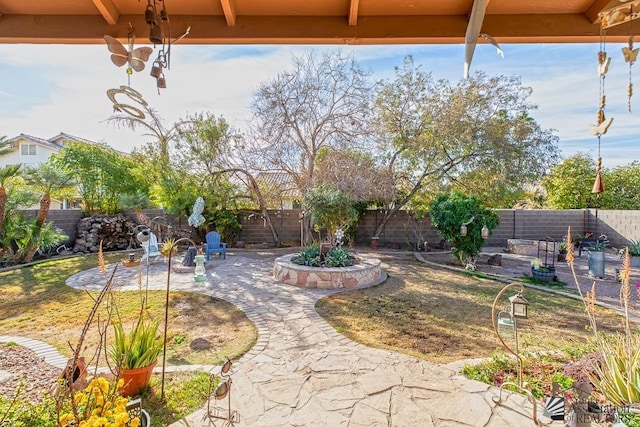 view of yard with a patio area