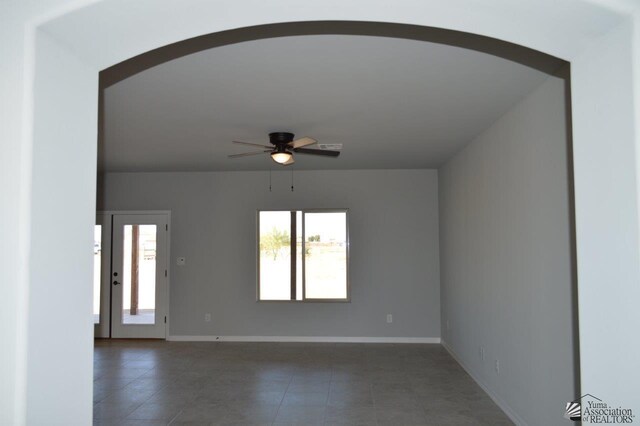 Listing photo 3 for 29811 E Mountain View Ave, Wellton AZ 85356