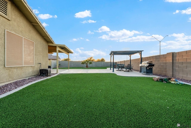 view of yard featuring a fenced backyard, a patio, central AC unit, and a pergola