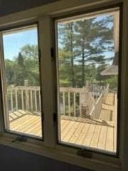 doorway to outside with a healthy amount of sunlight