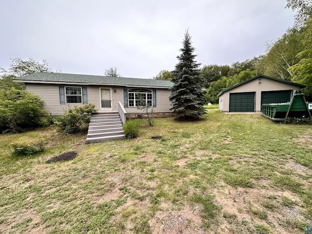 view of yard featuring a garage