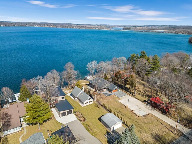W1188 Spring Grove Rd, Green Lake, WI 54971 - aerial view featuring a water view