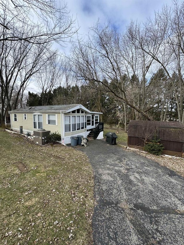 view of manufactured / mobile home