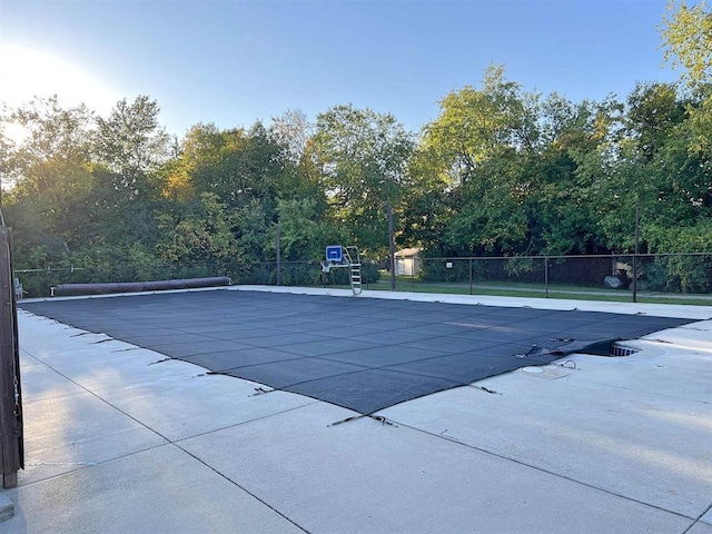 view of swimming pool