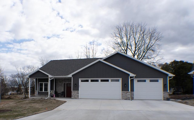 view of front facade with a garage