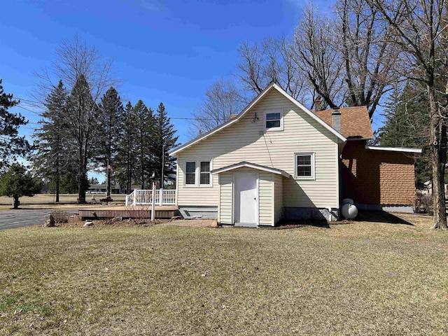 3367 County Road Y, Custer, WI 54423 - back of house featuring a wooden deck and a yard
