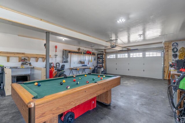 recreation room featuring billiards