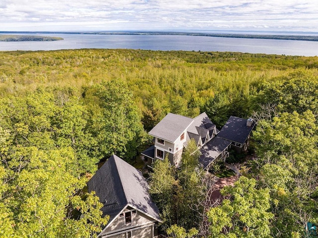 bird's eye view featuring a water view