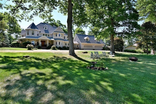 view of yard with a garage