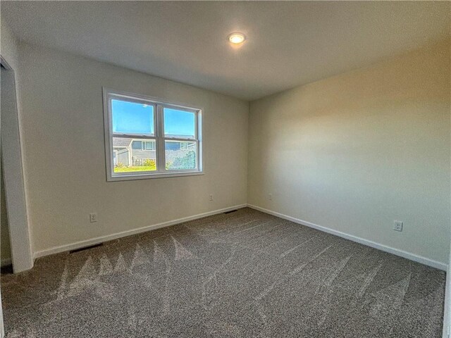 empty room with carpet