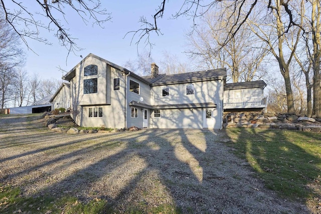 view of front facade with a front lawn