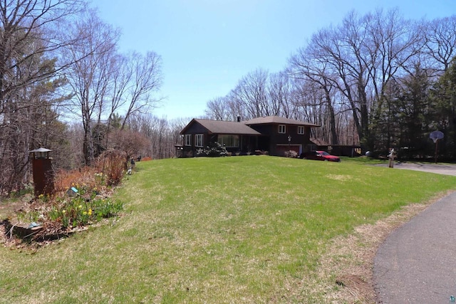 view of front of property with a front lawn